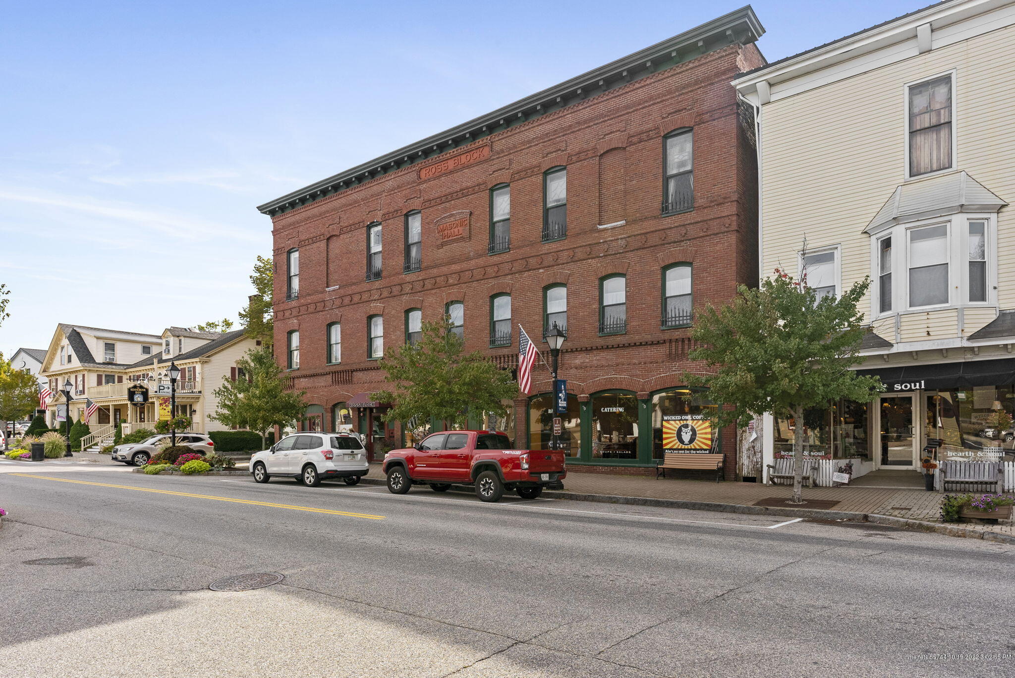 For Sale 41 Main Street, 1, Kennebunk, ME 04043 499,999